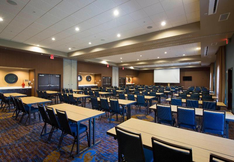 Hotel Courtyard By Marriott Columbus Zewnętrze zdjęcie