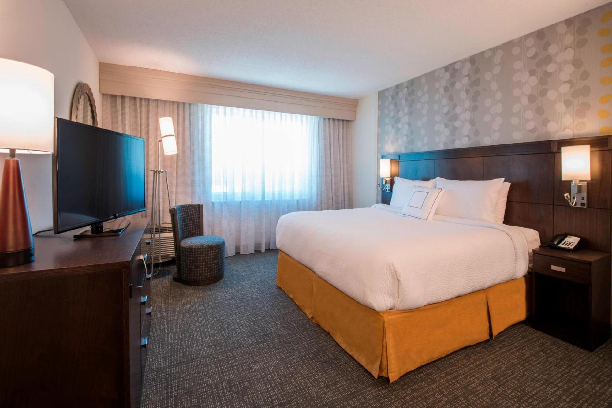 Hotel Courtyard By Marriott Columbus Zewnętrze zdjęcie