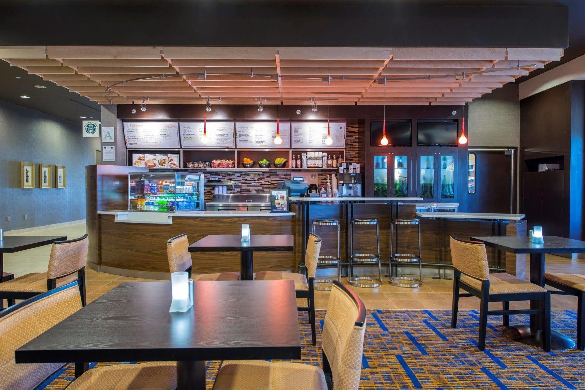 Hotel Courtyard By Marriott Columbus Zewnętrze zdjęcie